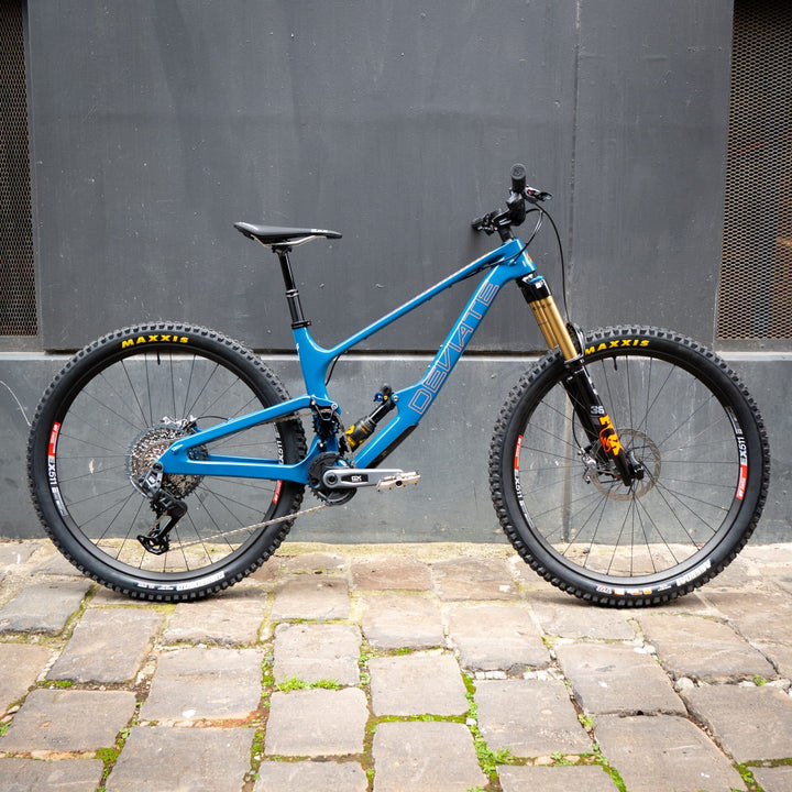 Bike Deviate Highlander | SRAM GX T-Type | Rockshox Lyrik | Atlantic Blue | MED | CUSTOM BUILD