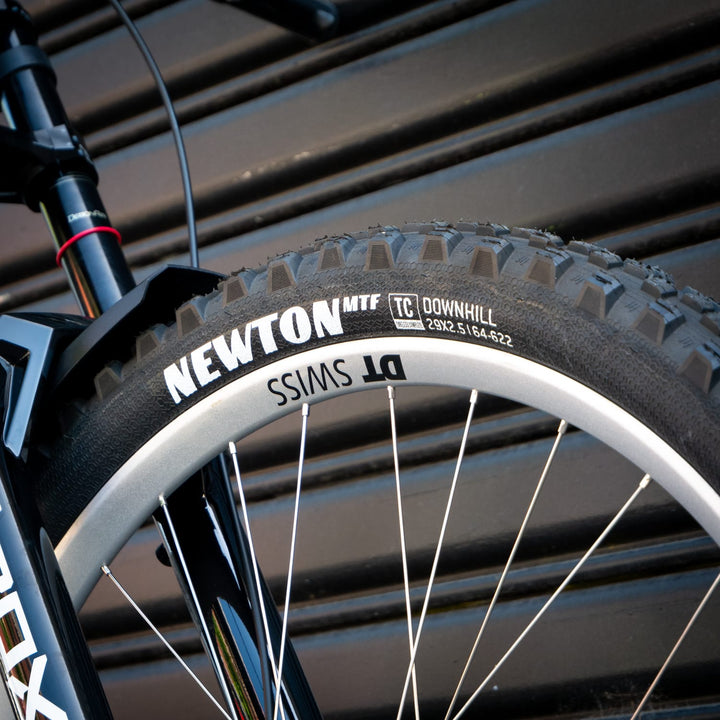 Bike Specialized Demo Race | Boxxer Ult. | X01DH | FR541 Vault Silver | Maven | S3/LGE Brushed Silver 2025 | CUSTOM BUILD