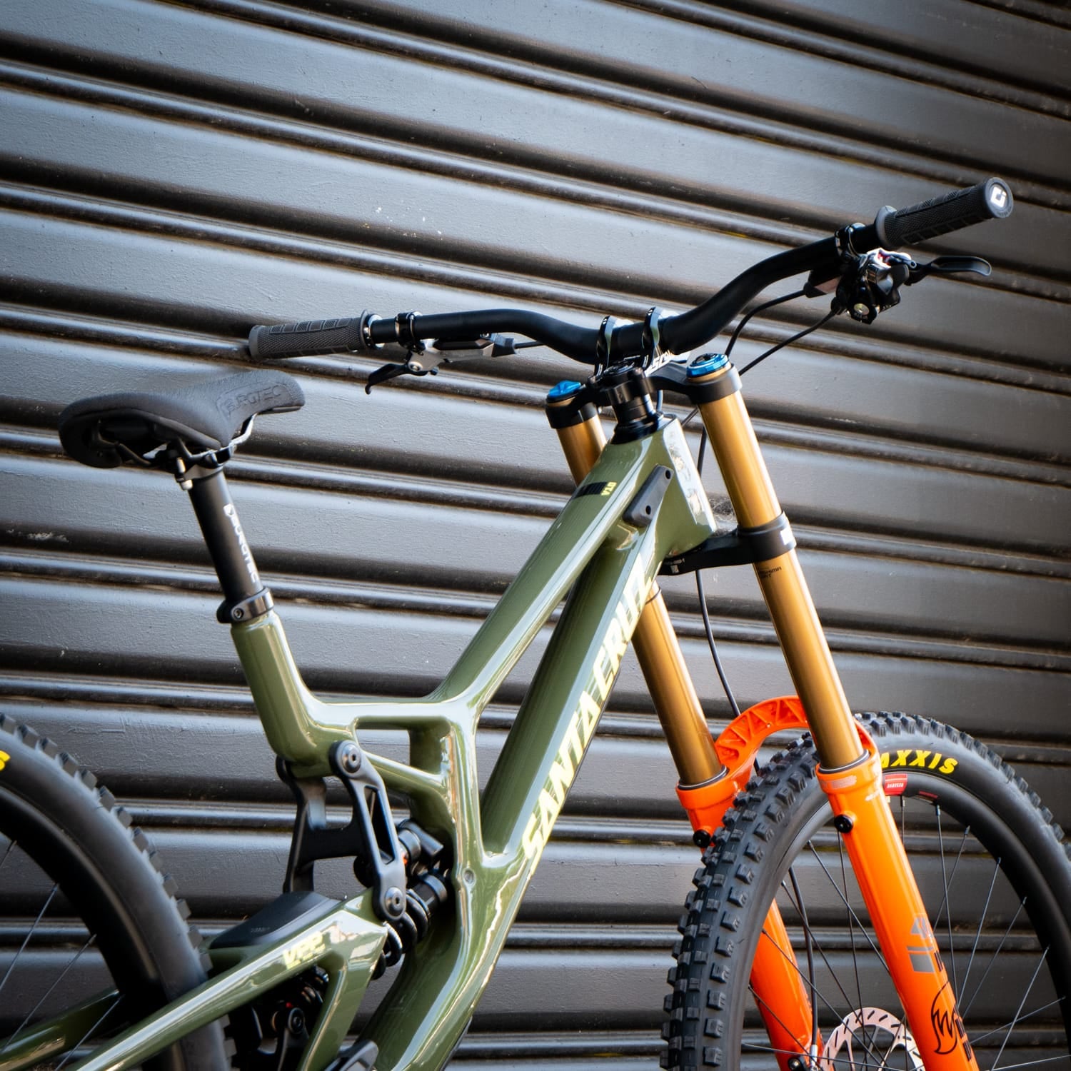 Bike Santa Cruz V10.8 CC | FOX 40 ORANGE | X01 DH | RSV AL |KELP