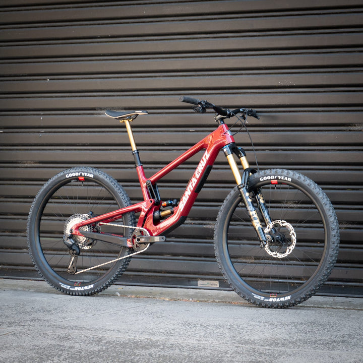 Bike Santa Cruz | Megatower CC | XT Di2 Fox Factory RSV | Gloss Crimson | LGE | CUSTOM BUILD
