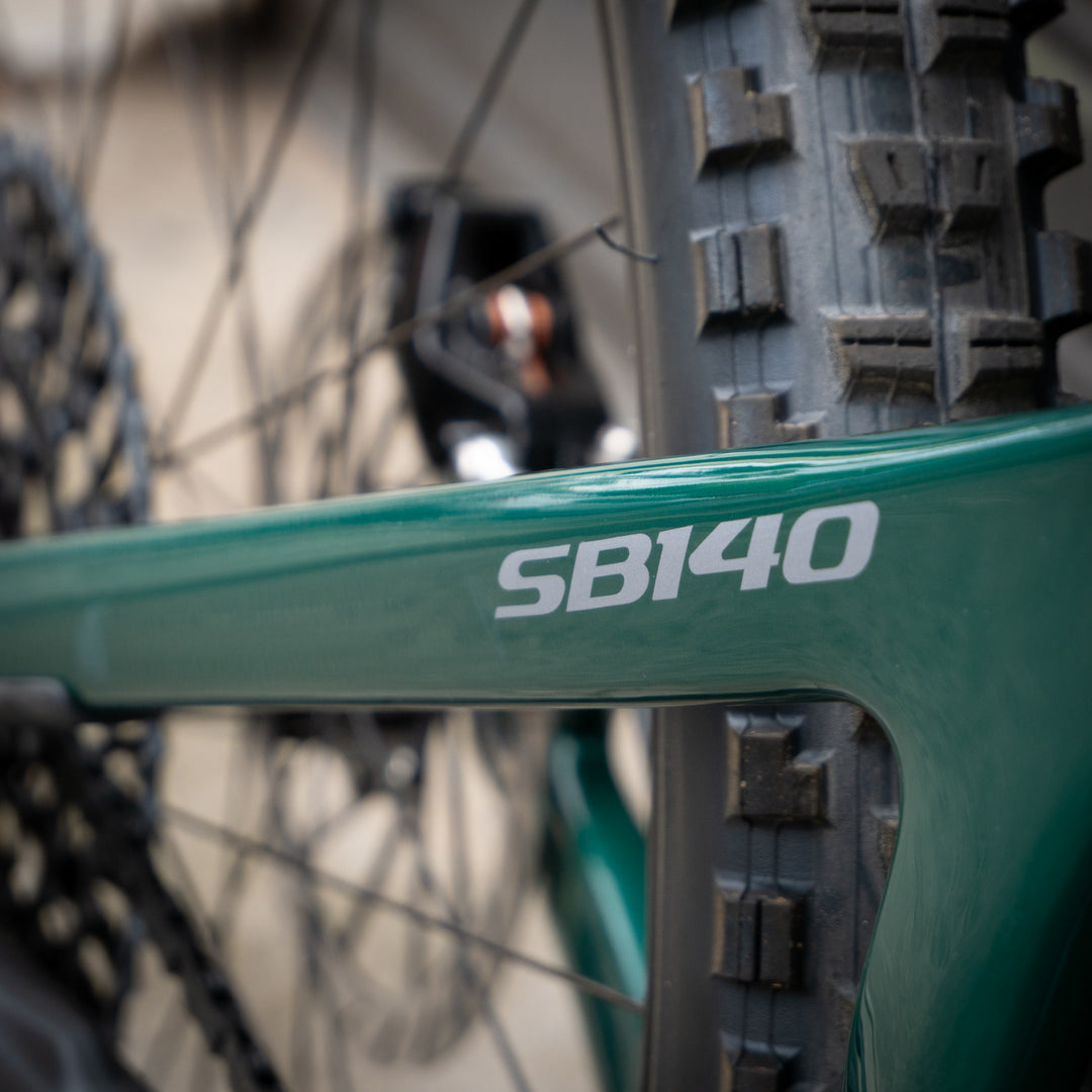 Yeti SB140 29" T-Series | SRAM X01  AXS T-TYPE | DT XMC Carbon | LGE | EMERALD | '25
