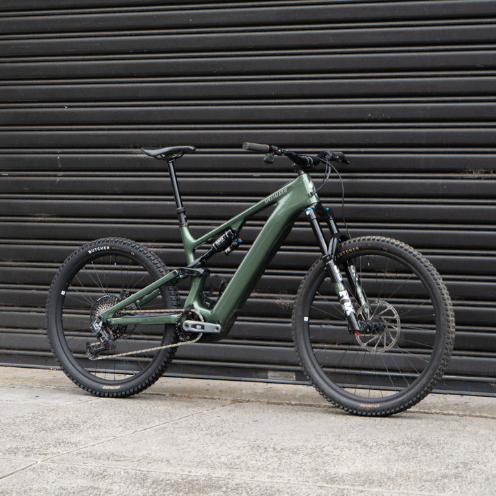 Bike Specialized Turbo Levo 4 Expert Carbon | CYPRMET/SILDST | S4 (EX STAFF)