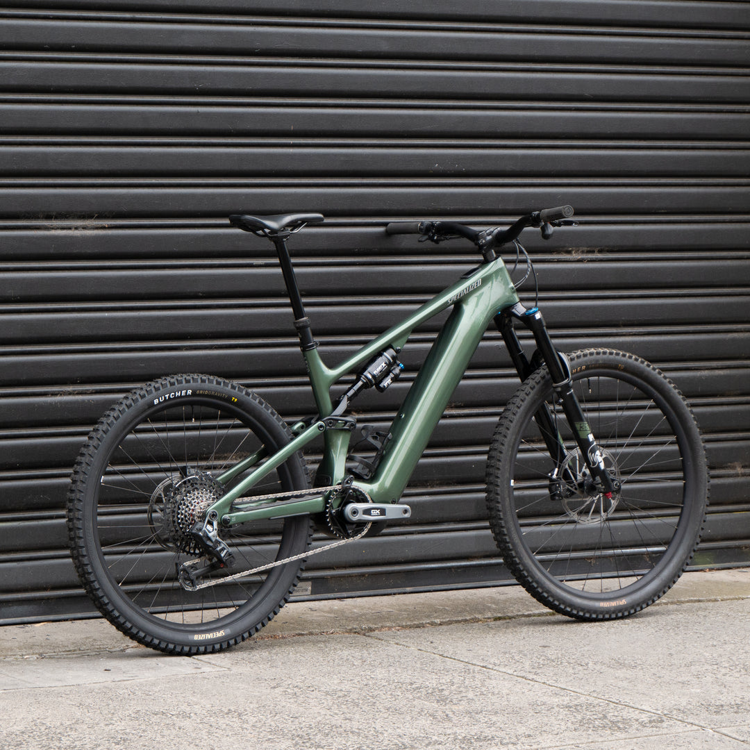Bike Specialized Turbo Levo 4 Expert Carbon | CYPRMET/SILDST | S4 (EX STAFF)
