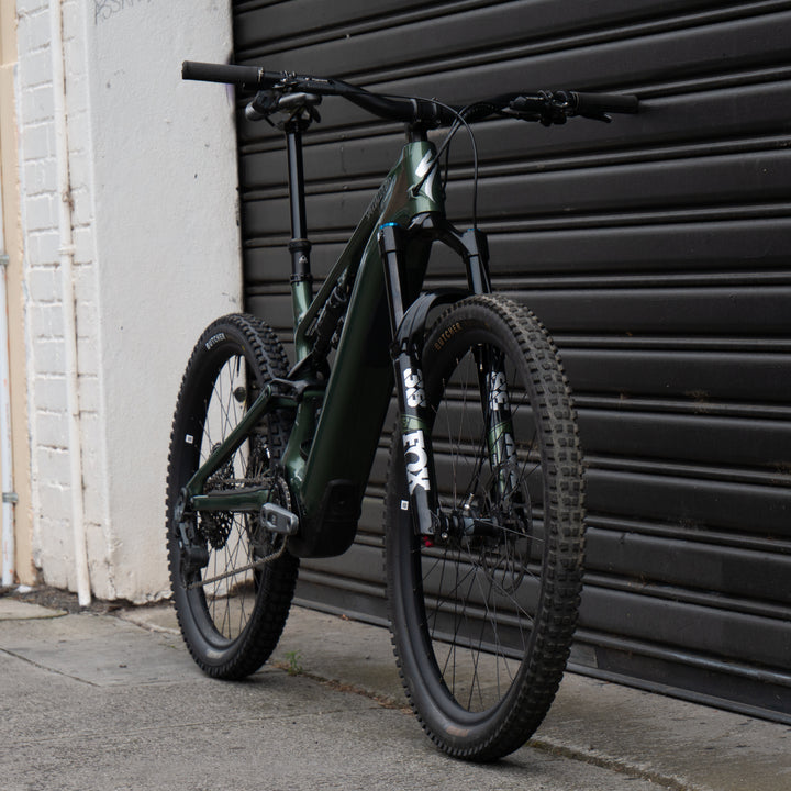 Bike Specialized Turbo Levo 4 Expert Carbon | CYPRMET/SILDST | S4 (EX STAFF)