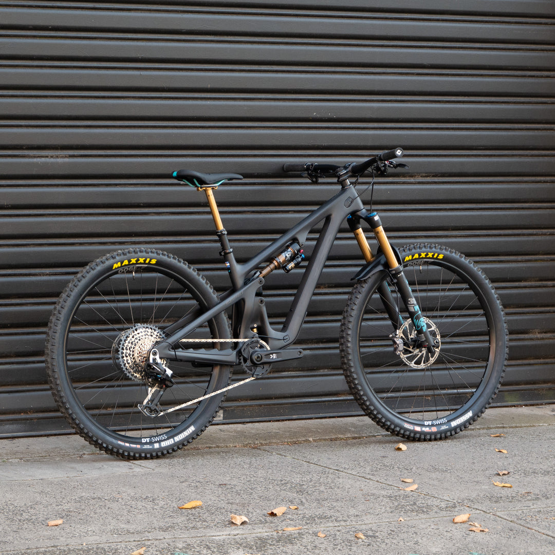 Bike Yeti SB140 29" T-Series | SRAM 90 | MED | RAW | '25