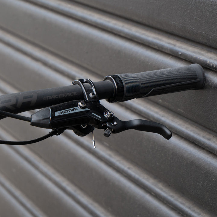 Bike Yeti SB140 29" T-Series | SRAM X01 AXS T-TYPE | XLGE | TURQUOISE | '25