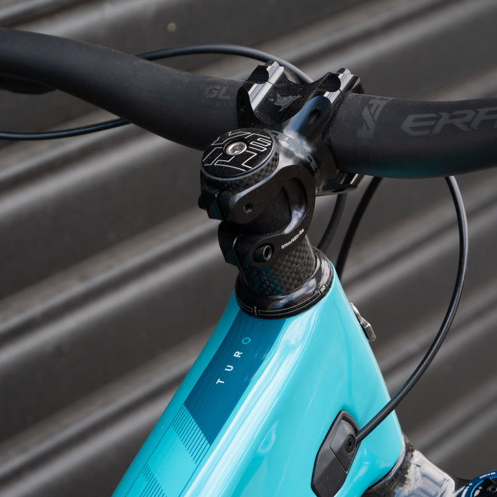 Bike Yeti SB140 29" T-Series | SRAM X01 AXS T-TYPE | XLGE | TURQUOISE | '25