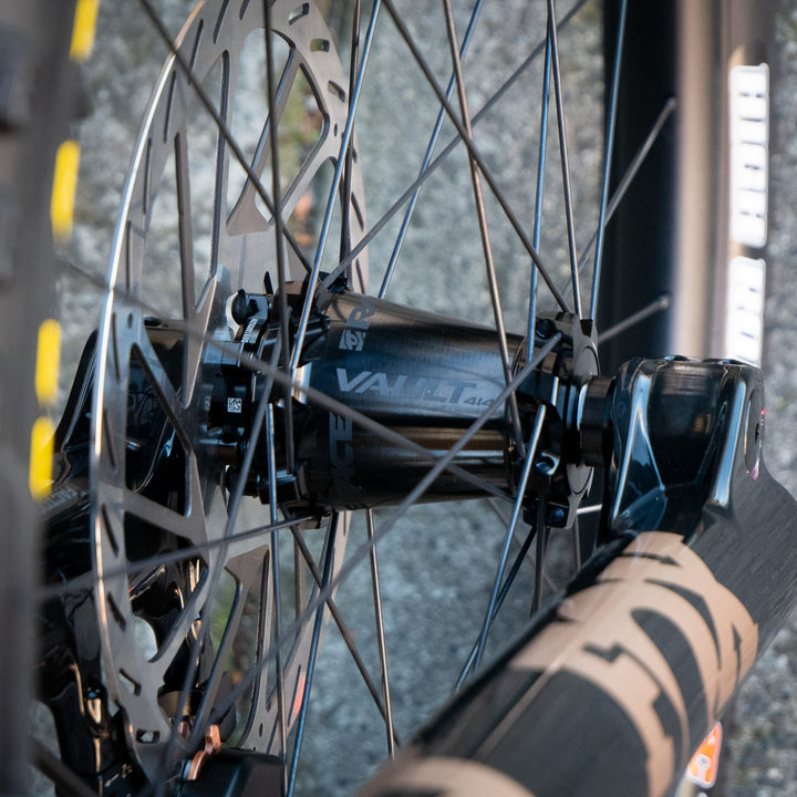 Bike MONDRAKER SUMMUM RR | FOX FACTORY 40 2027 | RACEFACE ATLAS | SRAM X0 DH MAVEN | CARRERA BLUE MX LGE | CUSTOM BUILD ’27