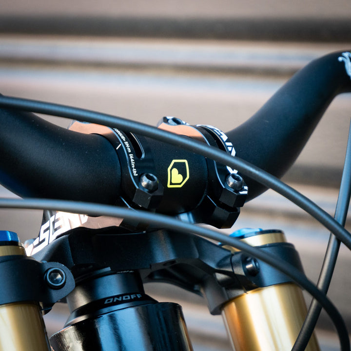 Bike MONDRAKER SUMMUM RR | FOX FACTORY 40 2027 | RACEFACE ATLAS | SRAM X0 DH MAVEN | CARRERA BLUE MX LGE | CUSTOM BUILD ’27