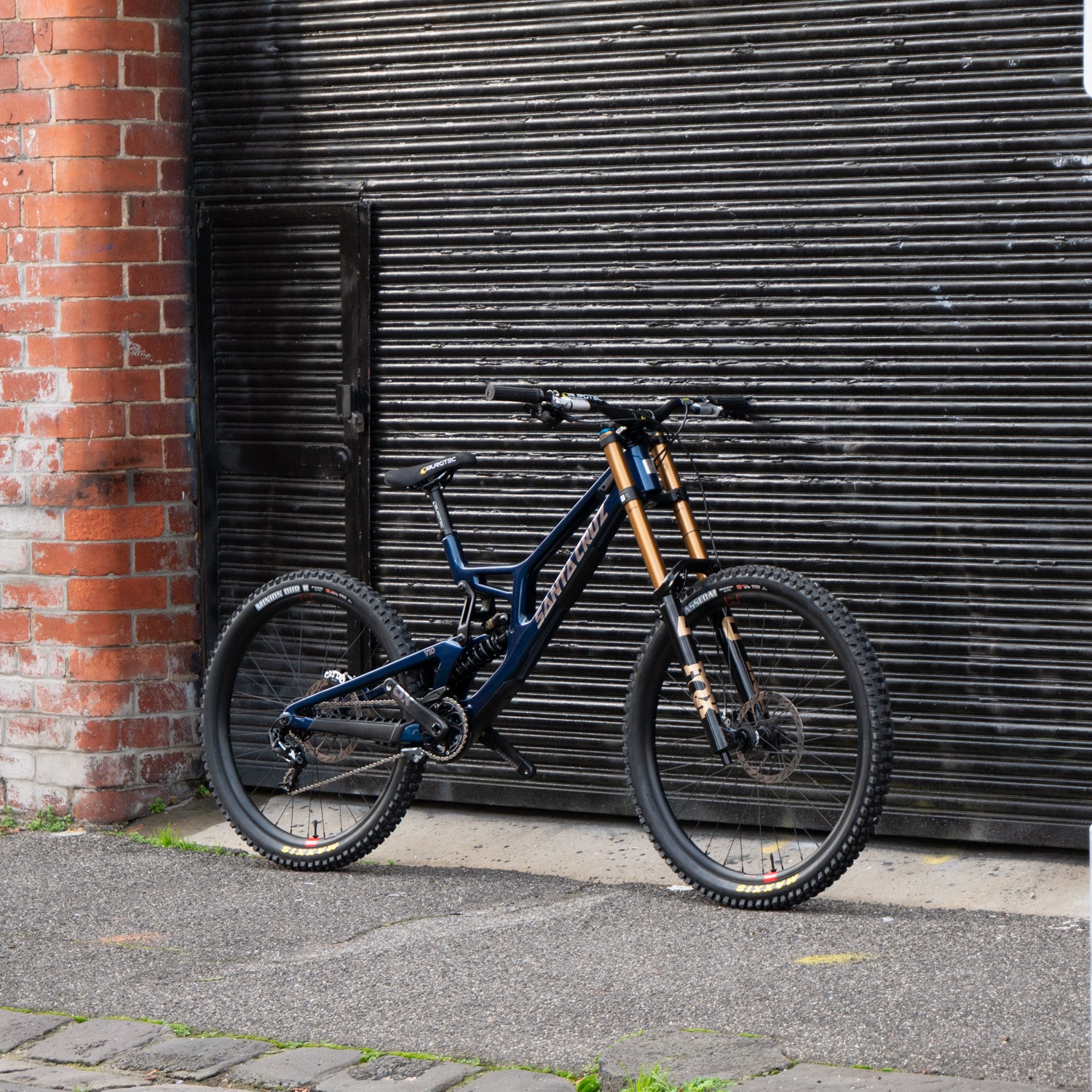 Bike Santa Cruz V10.8 CC | FOX 40 GL BLK | X01 DH | RSV AL | GLOSS