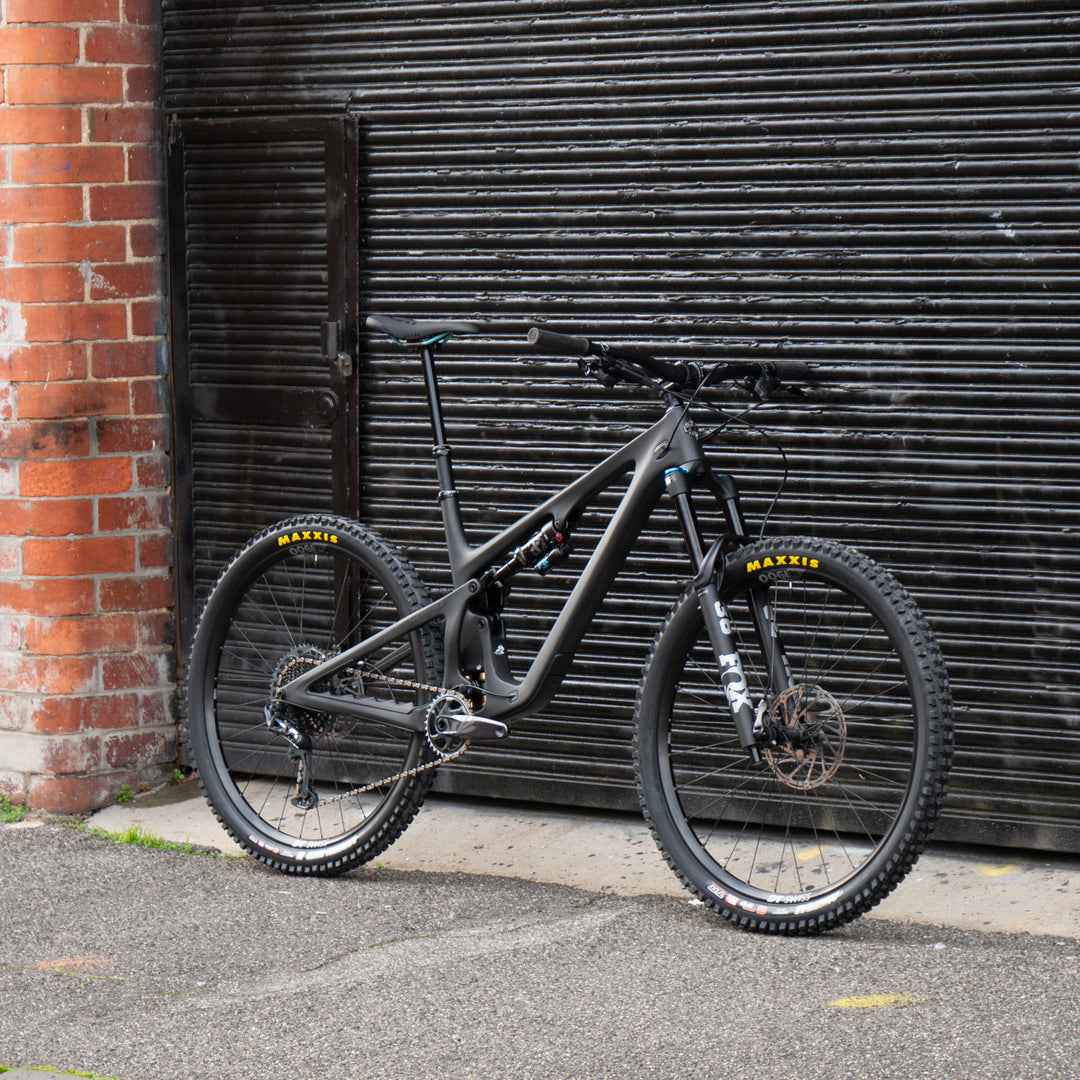 Bike Yeti SB140 C-Series | SRAM X01/GX | XL | RAW '23