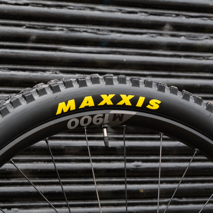 Bike Yeti SB140 C-Series | SRAM X01/GX | XL | RAW '23