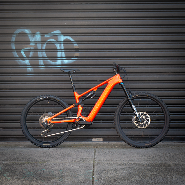 Bike Specialized Turbo Levo Comp Carbon G4 ORGTNT/SILDST/DKNVY S4 (Ex Demo)