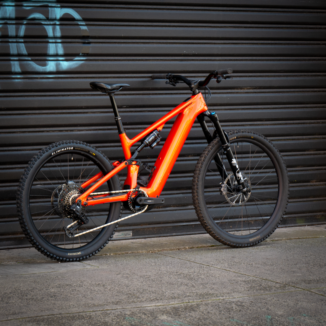 Bike Specialized Turbo Levo Comp Carbon G4 ORGTNT/SILDST/DKNVY S4 (Ex Demo)
