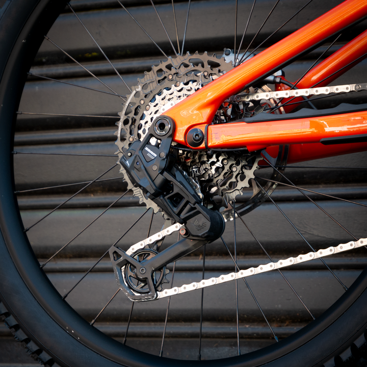 Bike Specialized Turbo Levo Comp Carbon G4 ORGTNT/SILDST/DKNVY S4 (Ex Demo)