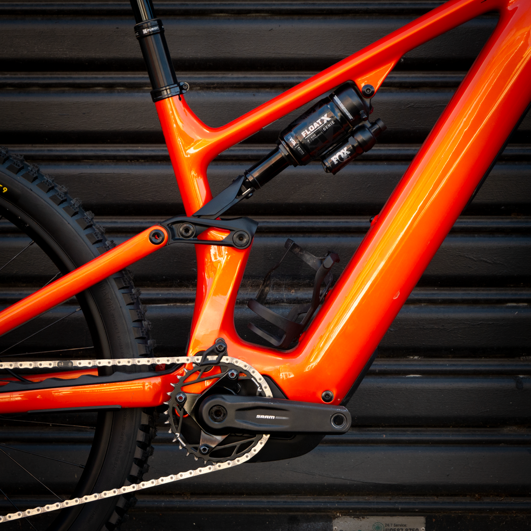 Bike Specialized Turbo Levo Comp Carbon G4 ORGTNT/SILDST/DKNVY S4 (Ex Demo)