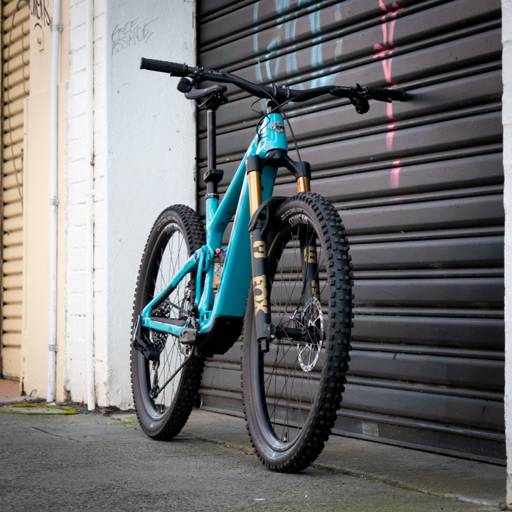 Bike Yeti Cycles MTe T3 X0 Transmission Turquoise LGE 2026 (EX STAFF)
