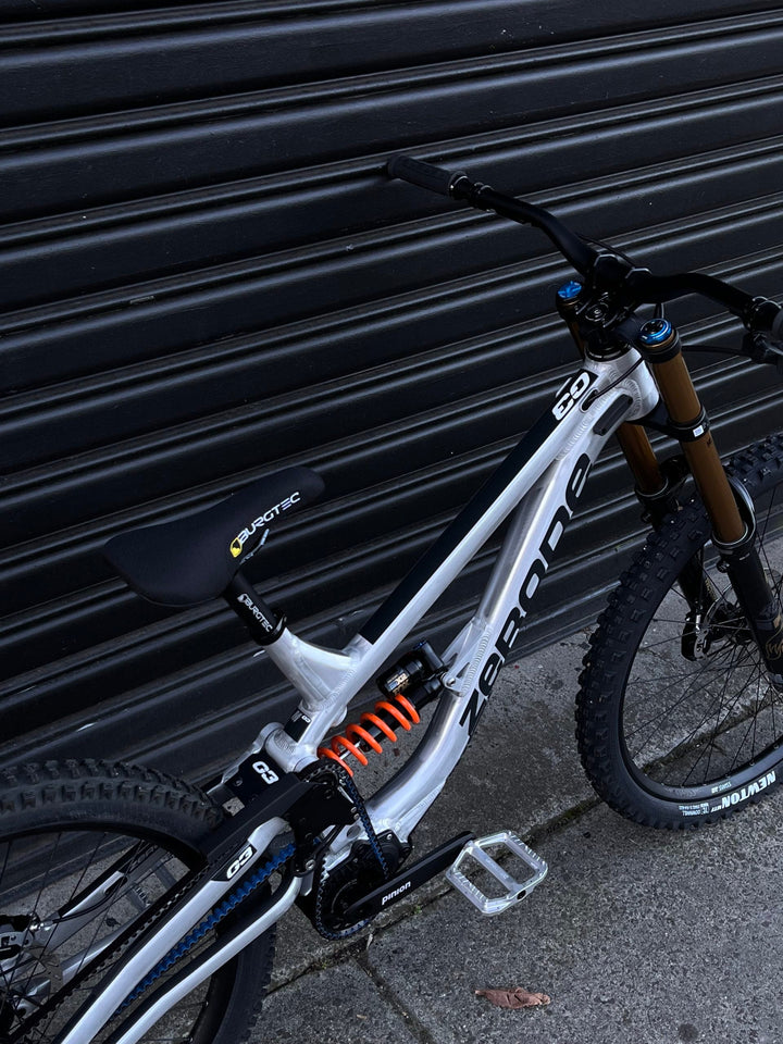 Bike  Zerode G3 | Smart Shift | FOX 40 | HOPE | MED | RAW | CUSTOM BUILD