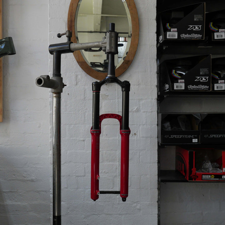Rockshox Lyrik RC2 Fork | 27.5" | 170mm | 15x110mm - 2019 Clearance