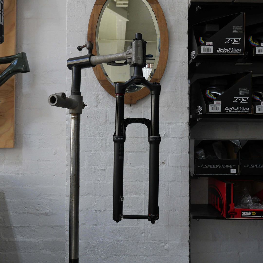 Rockshox Lyrik RC2 Fork | 27.5" | 170mm | 15x110mm - 2019 Clearance