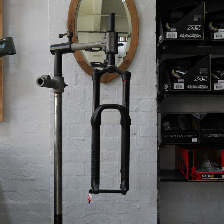 Rockshox Lyrik RC2 Fork | 27.5" | 170mm | 15x110mm - 2019 Clearance