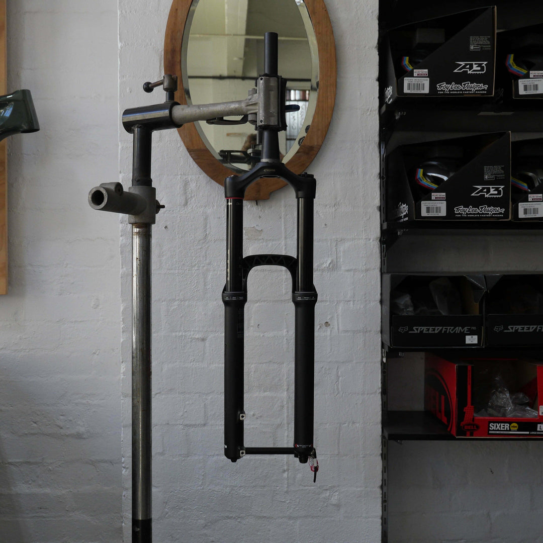 Rockshox Lyrik RC2 Fork | 27.5" | 170mm | 15x110mm - 2019 Clearance