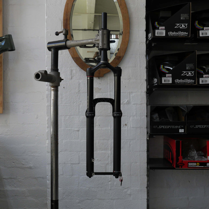 Rockshox Lyrik RC2 Fork | 27.5" | 170mm | 15x110mm - 2019 Clearance