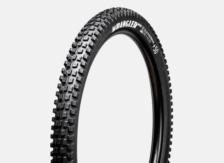 TYRE GOODYEAR WRANGLER MTR TUBELESS COMP