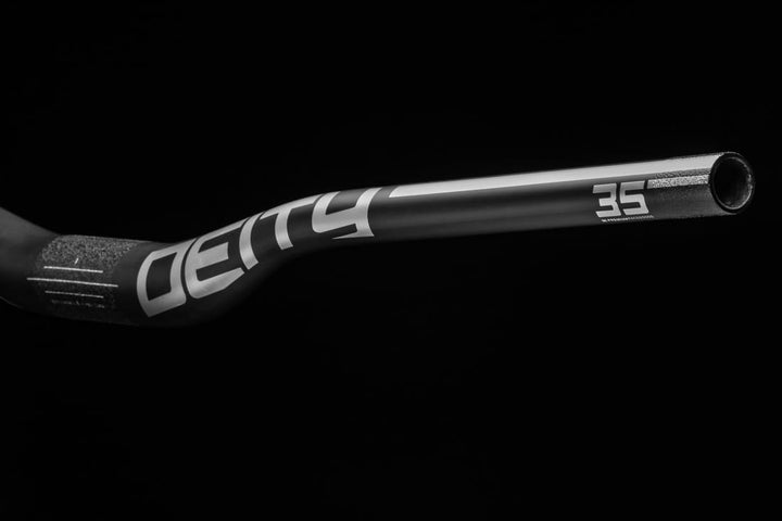 Handlebar Deity Carbon Speedway | 810mm | 35mm Clamp | 30mm Rise | Stealth